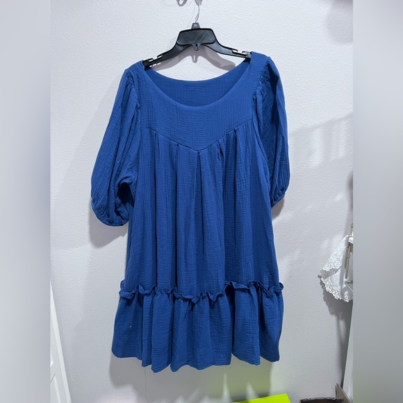 Knee Length Dress - Picture 1 of 2